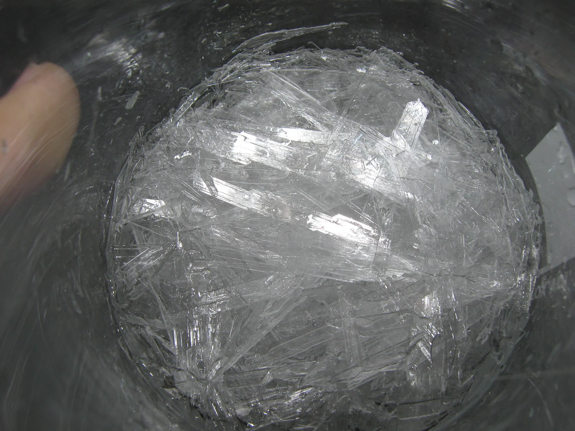 potassium nitrate crystals2, 2008