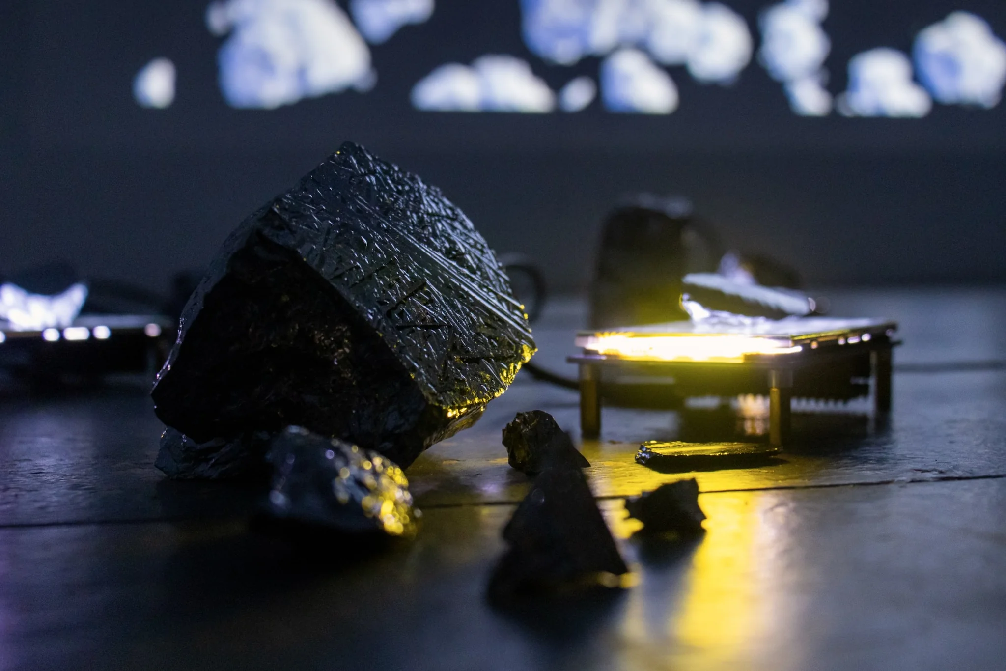 Nervous Machine (2024) - Detail, chunks of elemental silicon